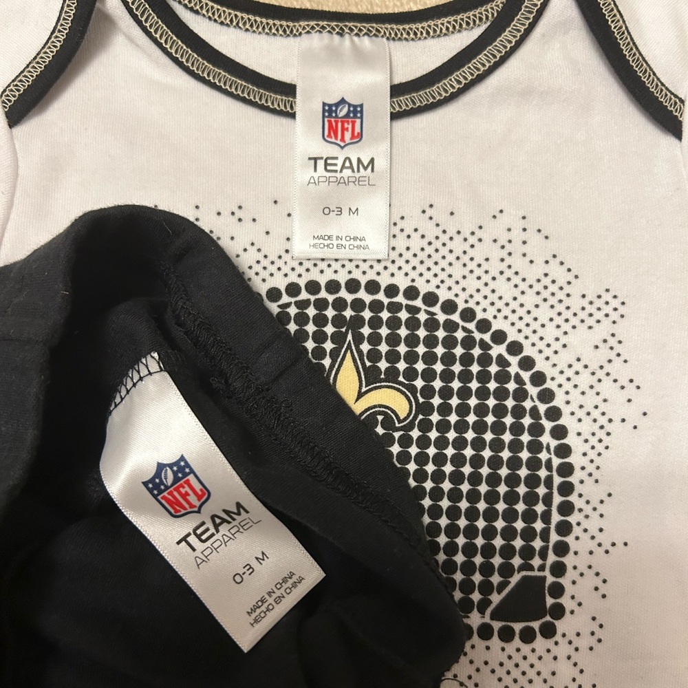 NFL Saints Onesie With Pants NWOT - Picture 4 of 7